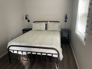 2 bedrooms, free WiFi, bed sheets