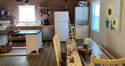 Edina Missouri New Cabin in Rural Area