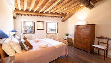 2 camere, ferro/asse da stiro, Wi-Fi gratuito, lenzuola