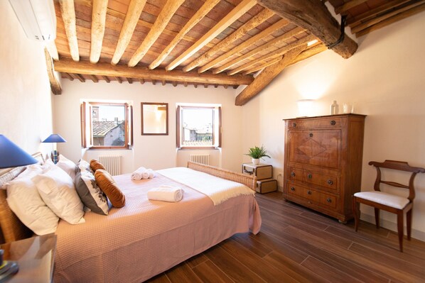 2 Schlafzimmer, Bügeleisen/Bügelbrett, kostenloses WLAN, Bettwäsche