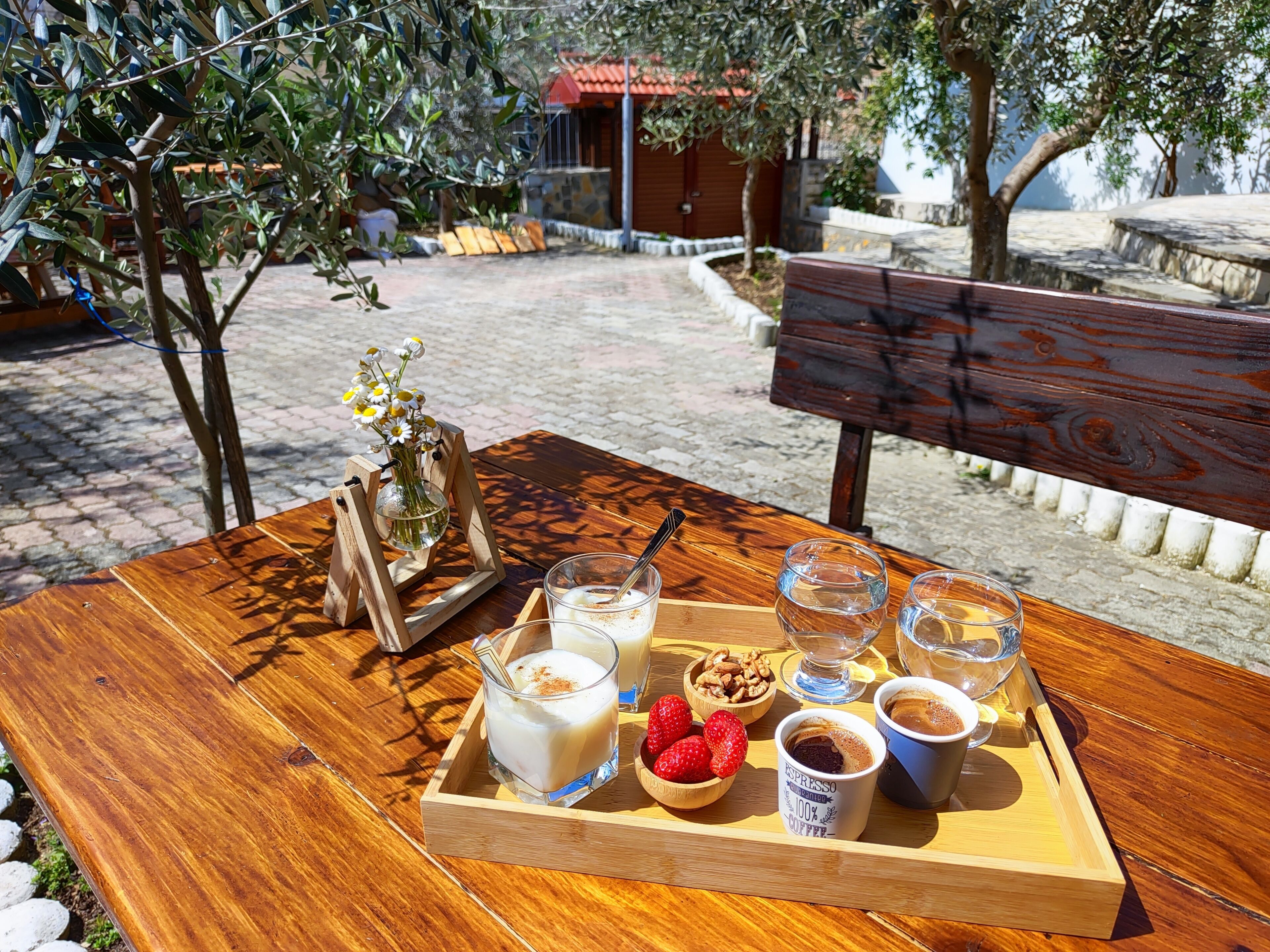 Free daily local cuisine breakfast 