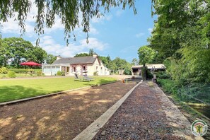 Property grounds - Des trois fleurs - GAUSSON (GAUSSON)