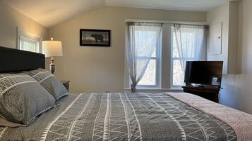 2 chambres, fer et planche Ă repasser, Wi-Fi gratuit, draps fournis