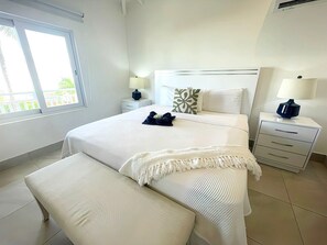 3 bedrooms, WiFi, bed sheets - Beach access - private pool Villa Armonia (Cabarete)