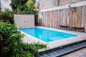 Seasonal outdoor pool - Hotel Murano (Mendoza)