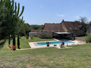 Piscine extérieure, piscine chauffée