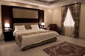 Premium bedding, iron/ironing board, free WiFi - Rolana  (Jeddah)