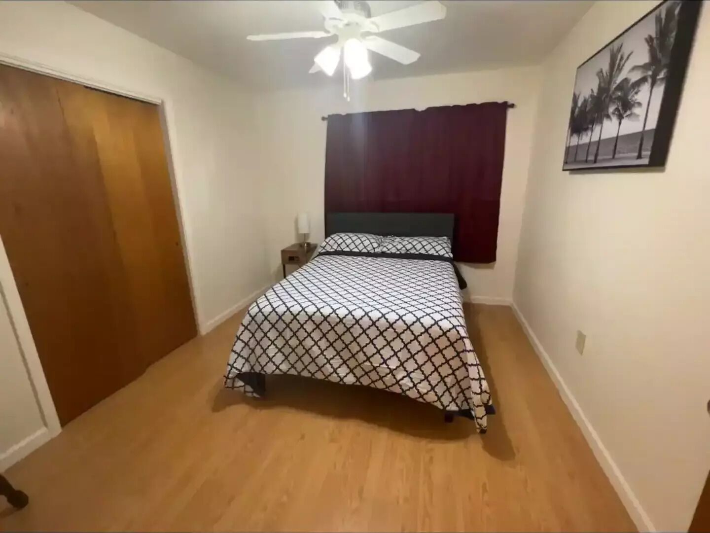 Comfy 3 bedrooms 2 baths House with 5 beds