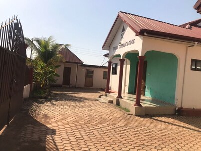 特玛雅小屋旅馆