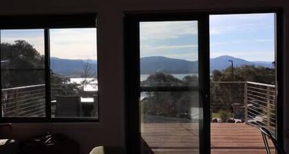 #2 New Modern Cabin with Amazing views over lake