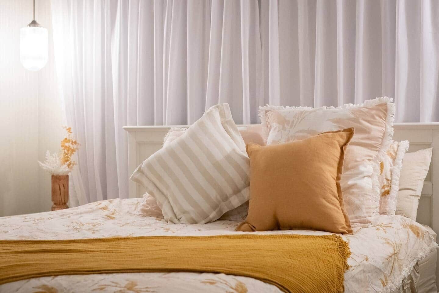 5 slaapkamers, een strijkplank/strijkijzer, gratis wifi, beddengoed