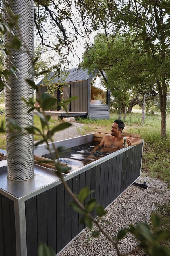 Outdoor spabad