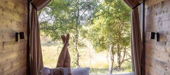 Modern Cabin with Wood Fired Hot Tub