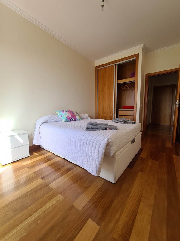 2 habitaciones, wifi y ropa de cama 