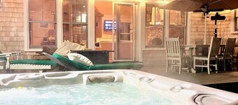 Secluded, Private Vacation Beach Home on Chappaquiddick Island, Walk To Beach.