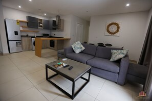 Premium Apartment, 2 Bedrooms, Accessible | Living area