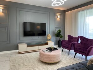 TV