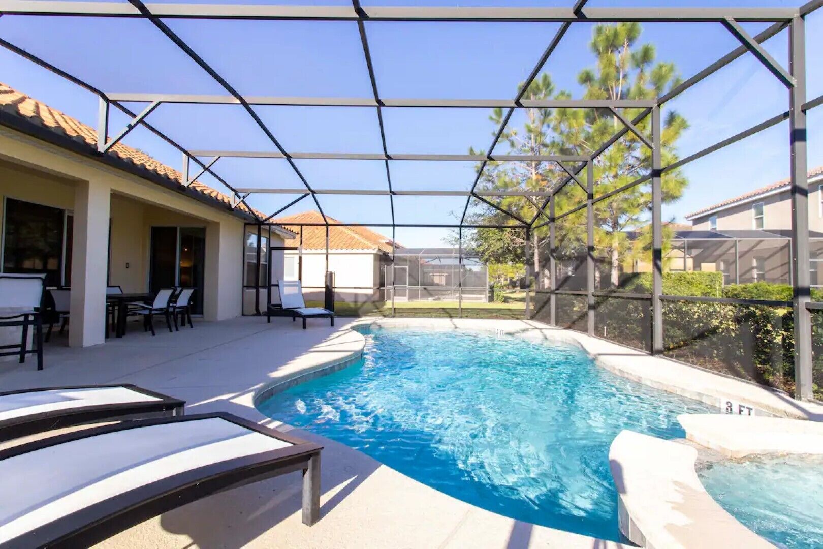 Solterra 5 Bedrooms Private pool