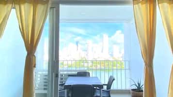 Apartamento panorámico | 2 dormitorios y wifi gratis