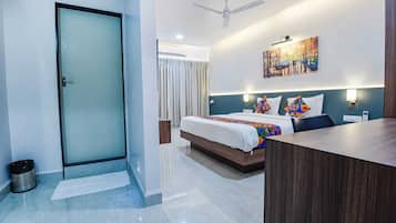 Executive Double Room | Free WiFi, bed sheets