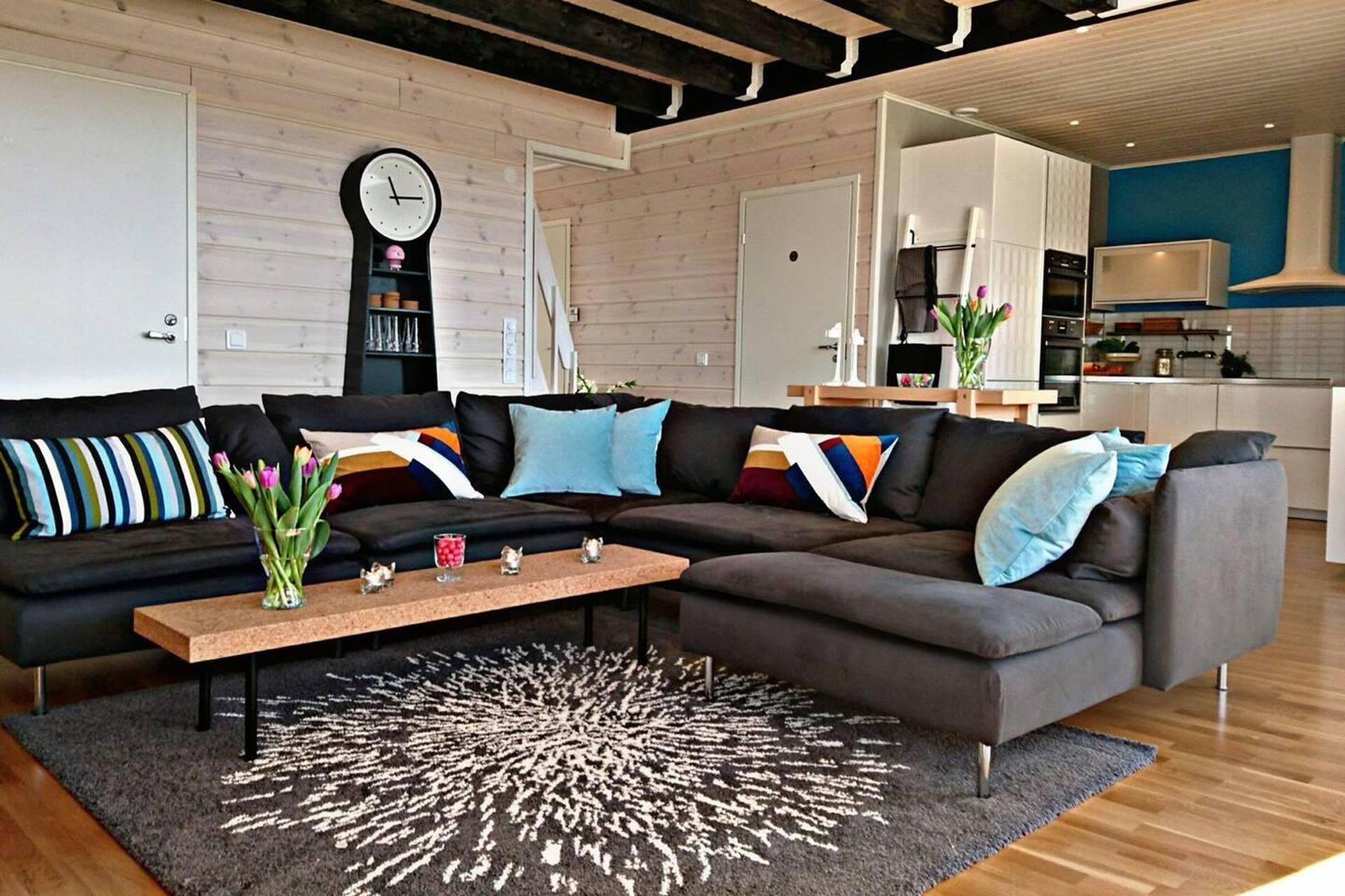 Large 8-9-bed Central Ski Innout House in Hemavan