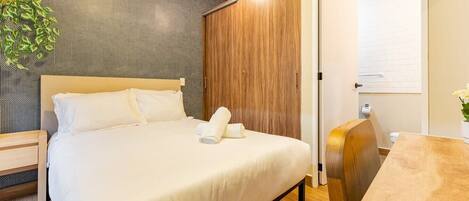 1 Schlafzimmer, Schreibtisch, Bügeleisen/Bügelbrett, WLAN