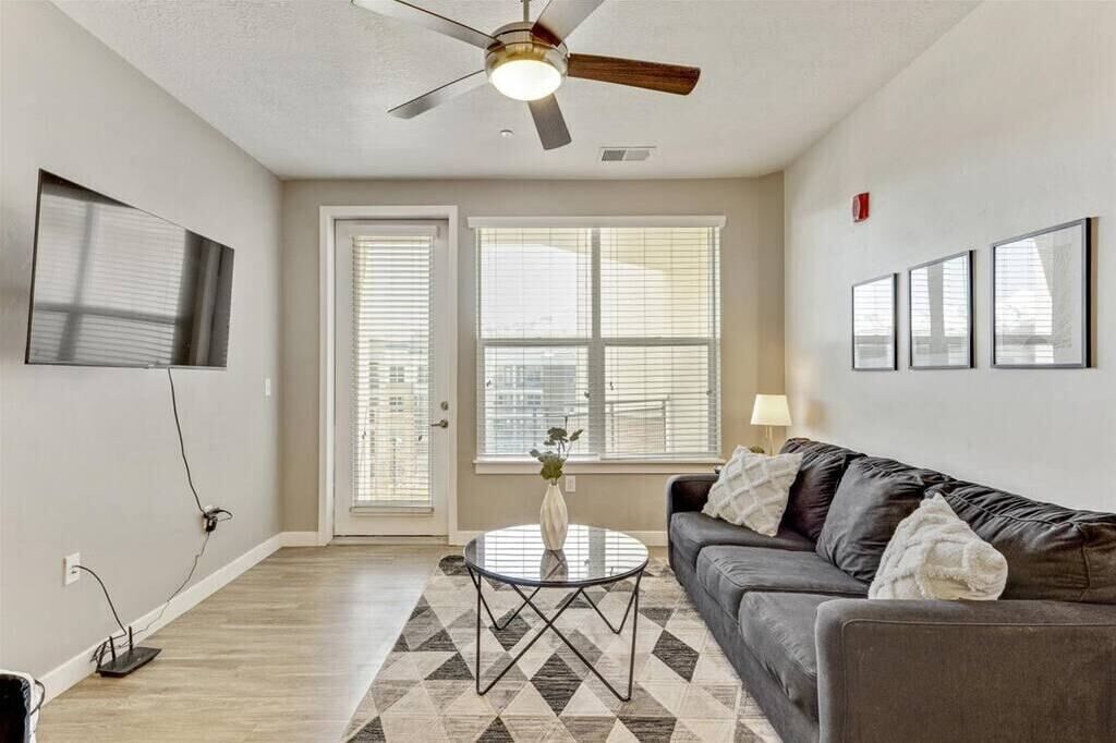 Mountain Vista | Hot Tub | Gym