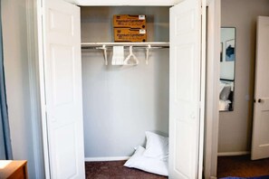 3 bedrooms, memory foam beds