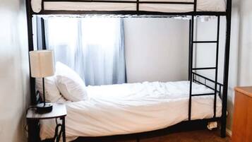 3 bedrooms, memory-foam beds