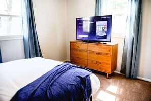 3 soveværelser, senge med madrasser af memory foam