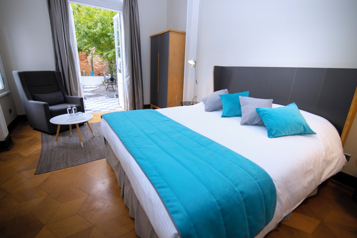 Chambres insonorisées, Wi-Fi gratuit, draps fournis
