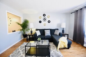 TV - Prime Location Duo Nest & Rest (Kingston)