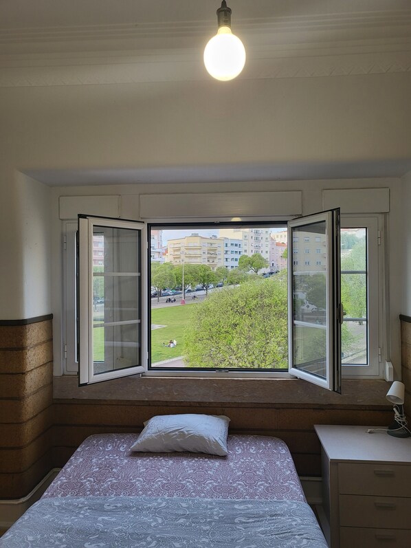 1 habitación y sistema de insonorización 