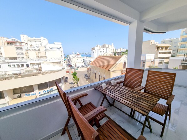 Basic Apartment | Balcony