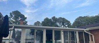 Squeaky Shores Gloucester, VA Waterfront York River Oasis