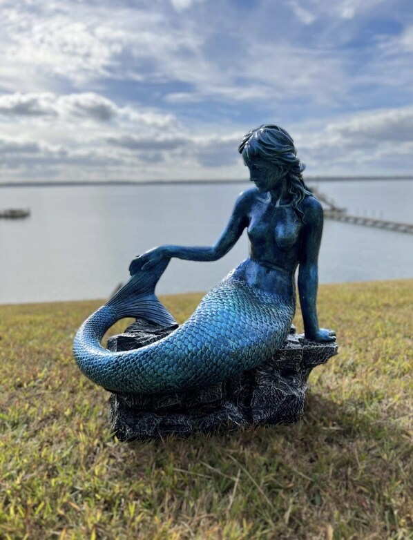 Exterior detail - Squeaky Shores Gloucester, VA Waterfront York River Oasis (Gloucester)