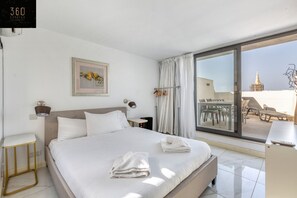 Desk, iron/ironing board, travel cot, free WiFi