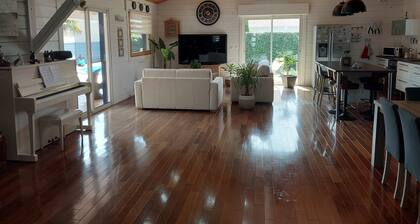 Quiet villa with pool in Marennes 3km from the ocean