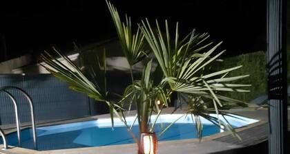 Quiet villa with pool in Marennes 3km from the ocean