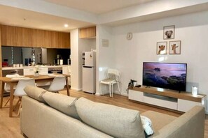 Télévision, espaces bureaux