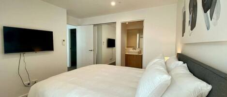 1 Schlafzimmer, Schreibtisch, Bügeleisen/Bügelbrett, WLAN