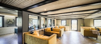 Workation House for up to 38 persons