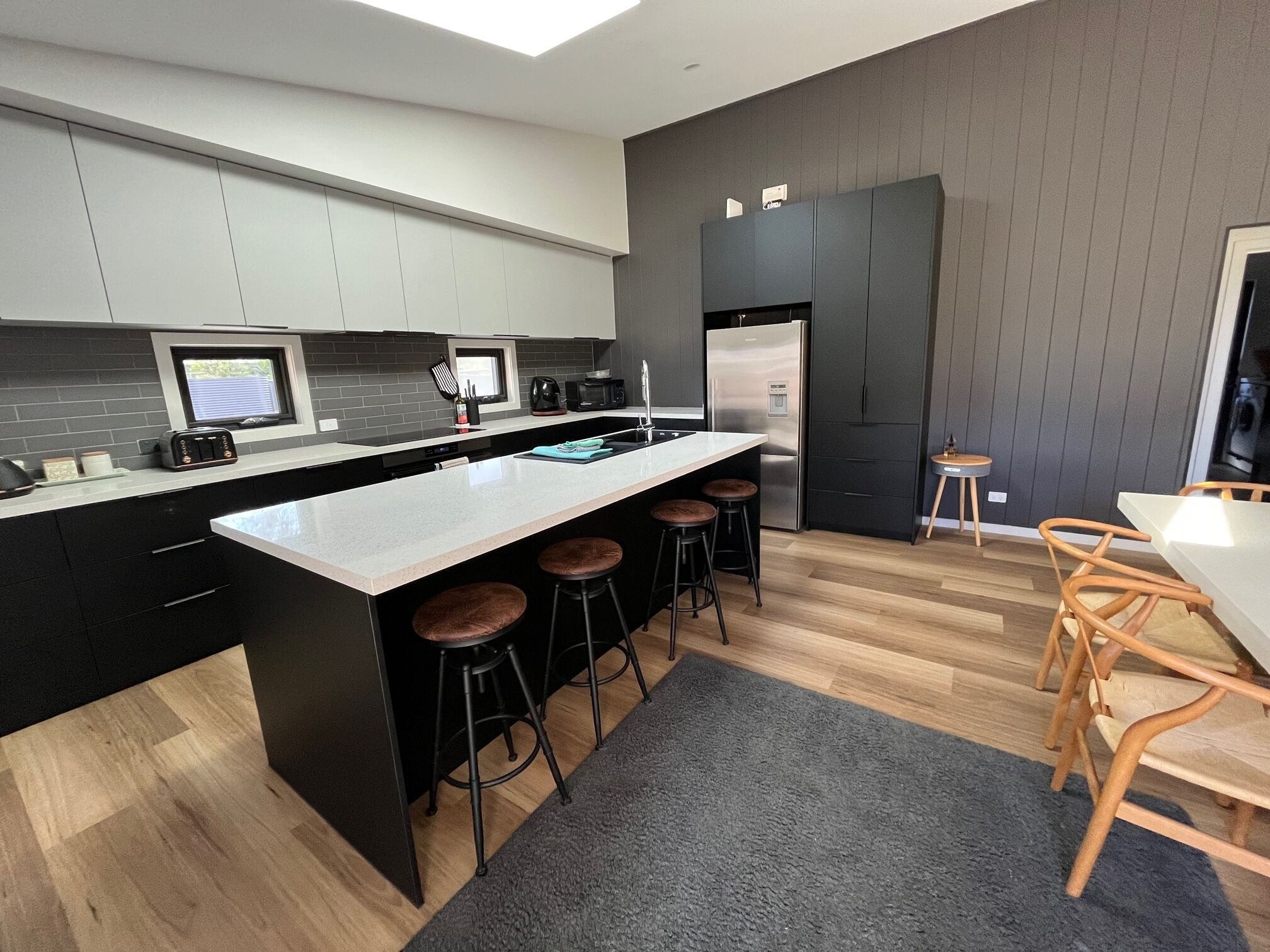 Newly built beautiful contemporary Coongulla home