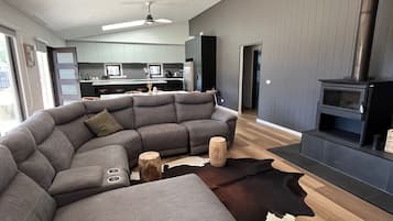 Smart-TV, Kamin