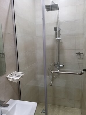 Quarto casal luxo | Banheiro | Produtos de toalete grátis, toalhas de banho
