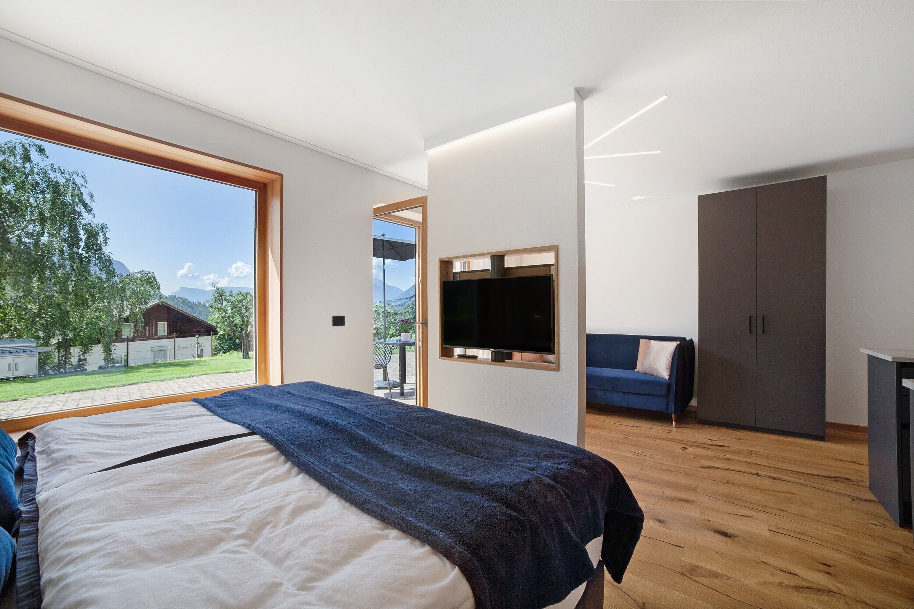 1 bedroom, free WiFi, bed sheets