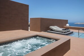 5 piscinas al aire libre, sillones reclinables de piscina