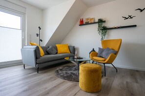 Fernseher, Stereoanlage