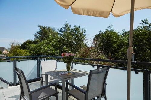 Apartment Gezeiten mit schönem Balkon und Fahrradschuppen