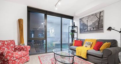 New Modern Design 3B2B House+Parking near Toorak 2